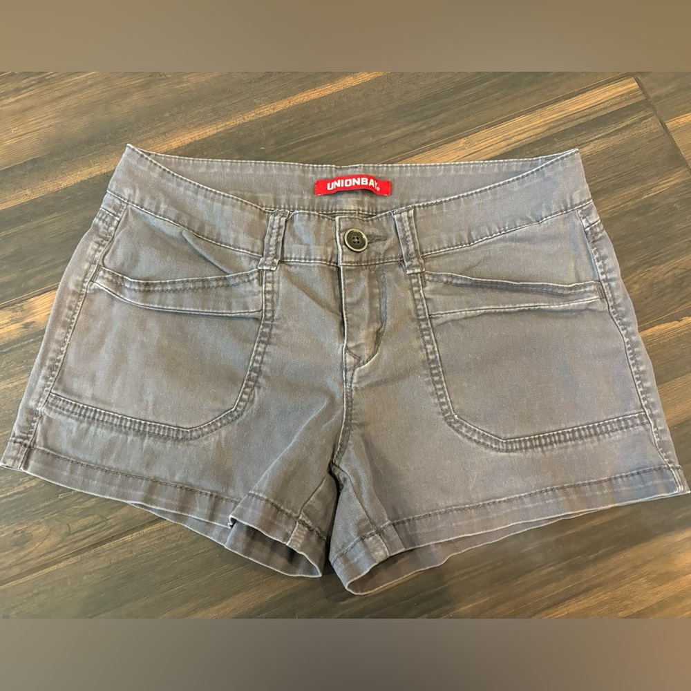 Union Bay Grey Shorts (Size 7)